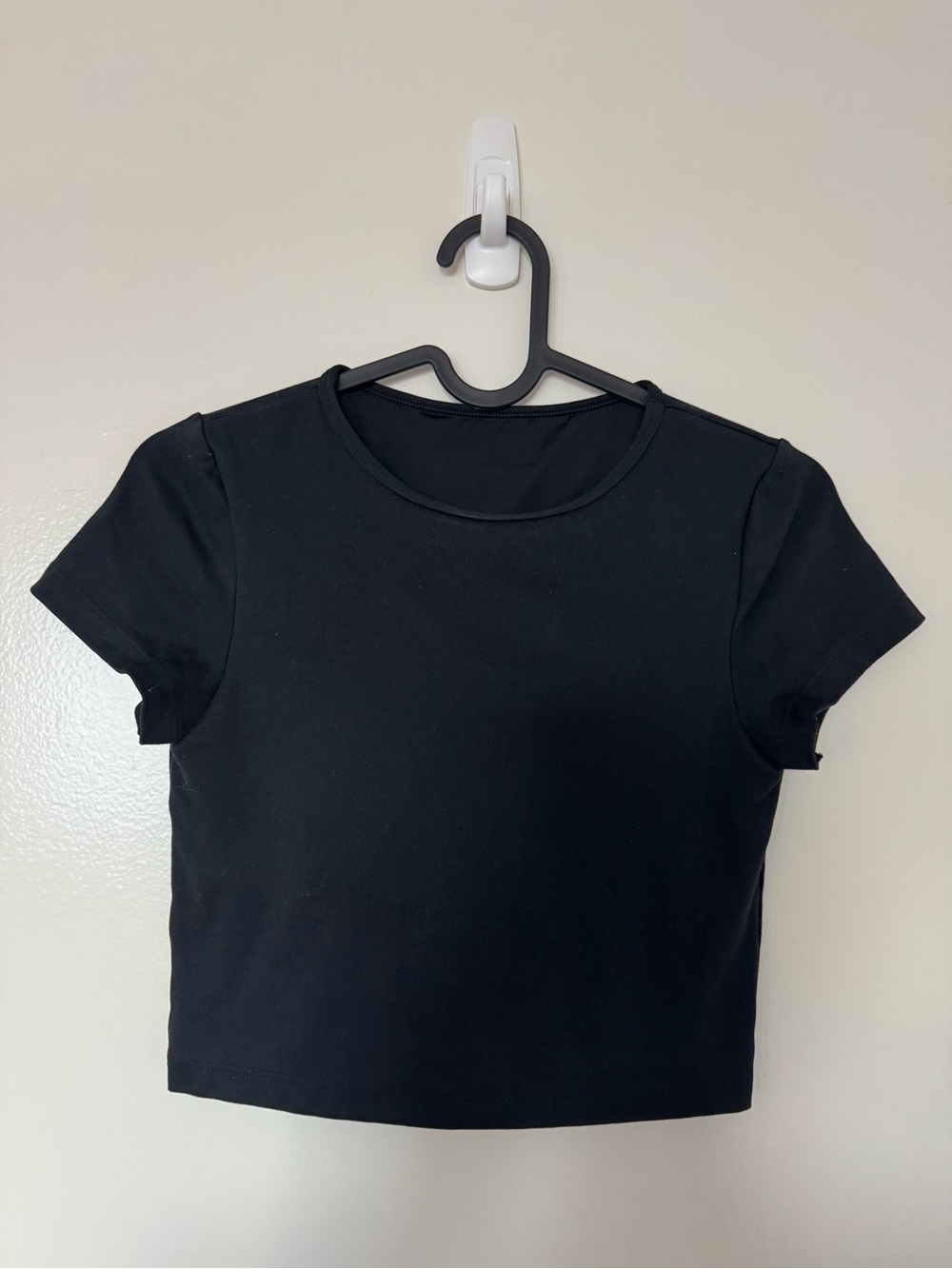 Gilly Hicks Black Short Sleeve Crop Tee - built in bra XS